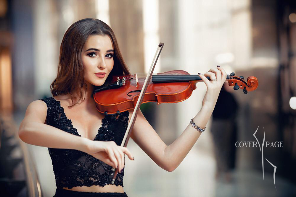 VIOLINIST